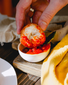 Блюдо фарфоровое купить