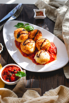 Блюдо фарфоровое купить