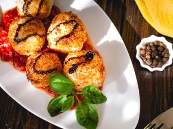 Блюдо фарфоровое купить