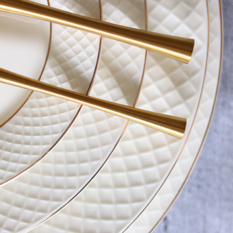 Тарелка фарфоровая купить